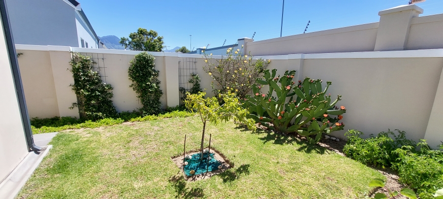 3 Bedroom Property for Sale in Heritage Park Western Cape